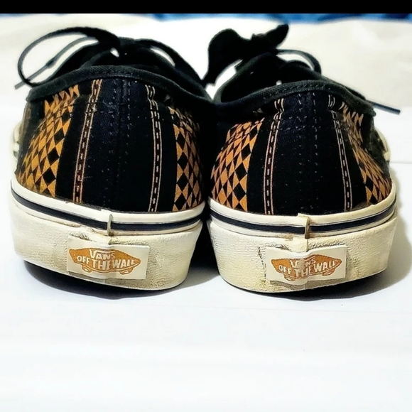 VANS OFF THE WALL UNISEX SHOES. MENS Sz:8 WOMENS Sz: 9.5 AZTEC/TRIBAL DESIGN. - Picture 5 of 11